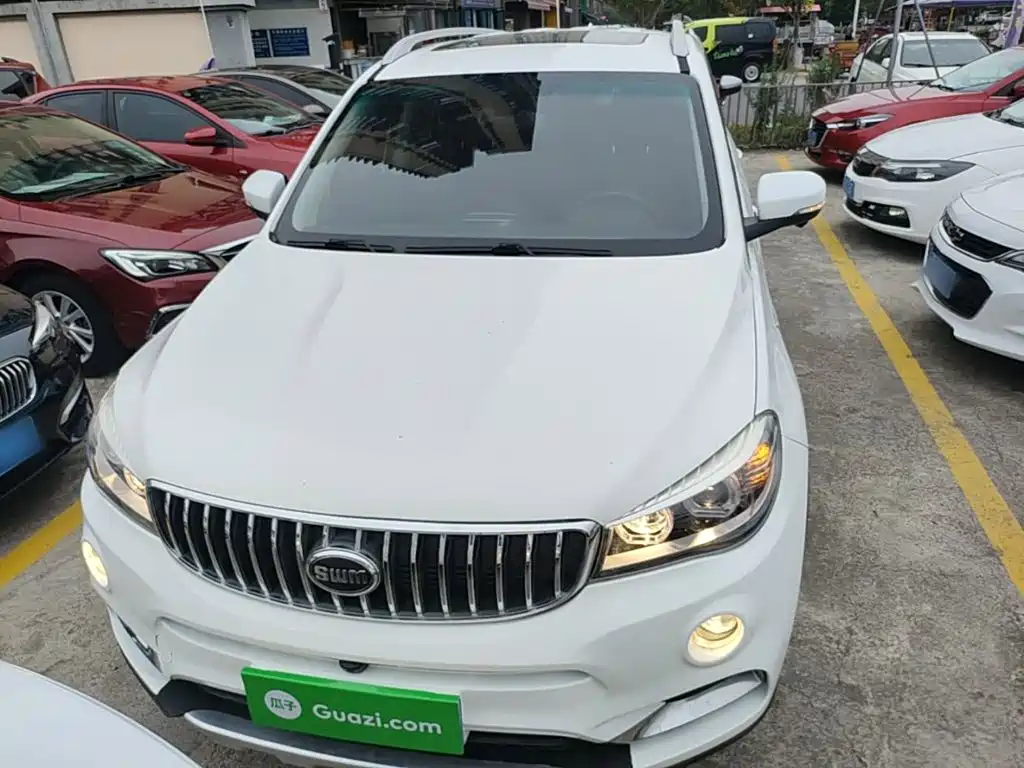 SWM X7 SWM斯威X7 2020款 2.0 L 手动精英版 7座