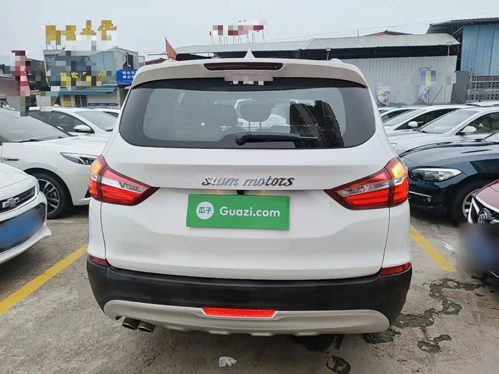 SWM X7 SWM斯威X7 2020款 2.0 L 手动精英版 7座