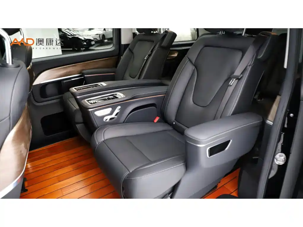 Mercedes-Benz V-Class V 260 Distinguished