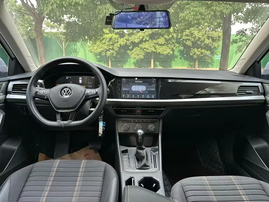 Lavida 280 TSI DSG Comfort