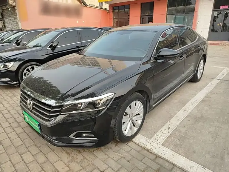 Volkswagen Passat 330 TSI Elite CN-VI