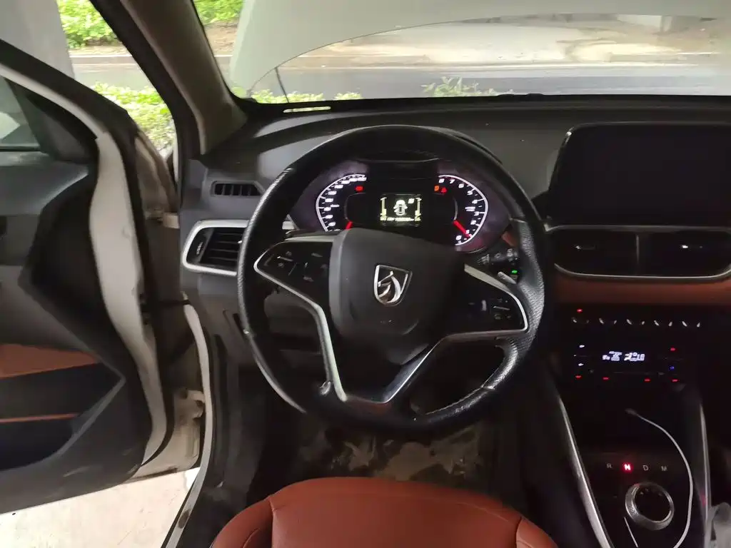 Baojun 510 1.5 L Auto Luxury
