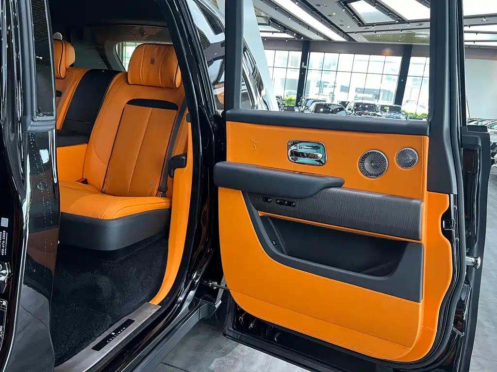 Cullinan 4-seat