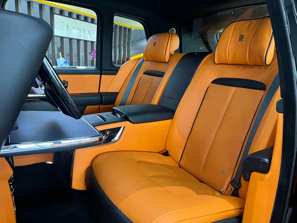 Cullinan 4-seat