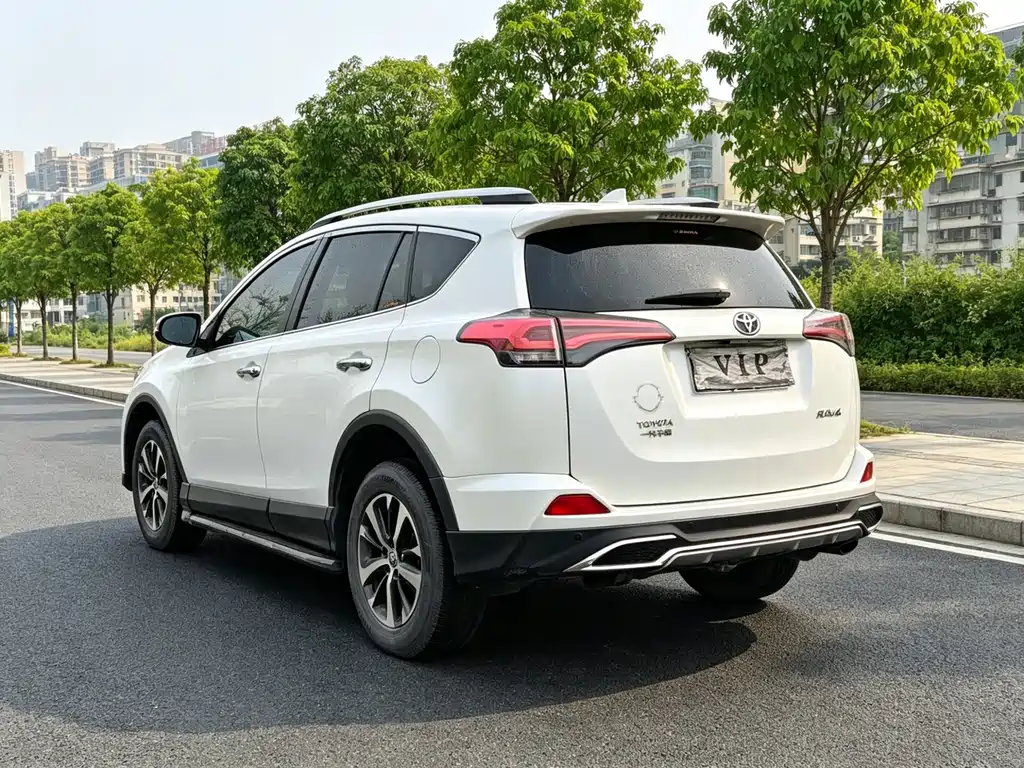 RAV4 2.0 L CVT 2 WD Style CN-V