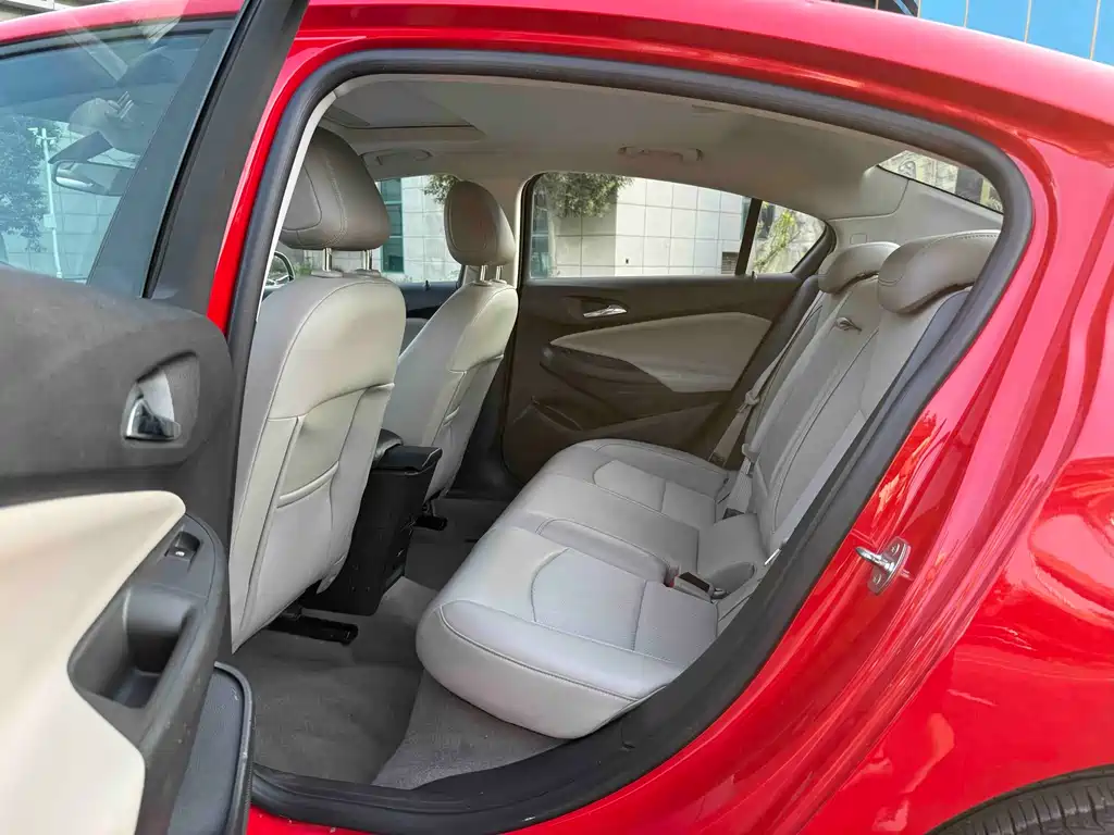 Cruze 科鲁兹 2015款 1.5 L 自动豪华版