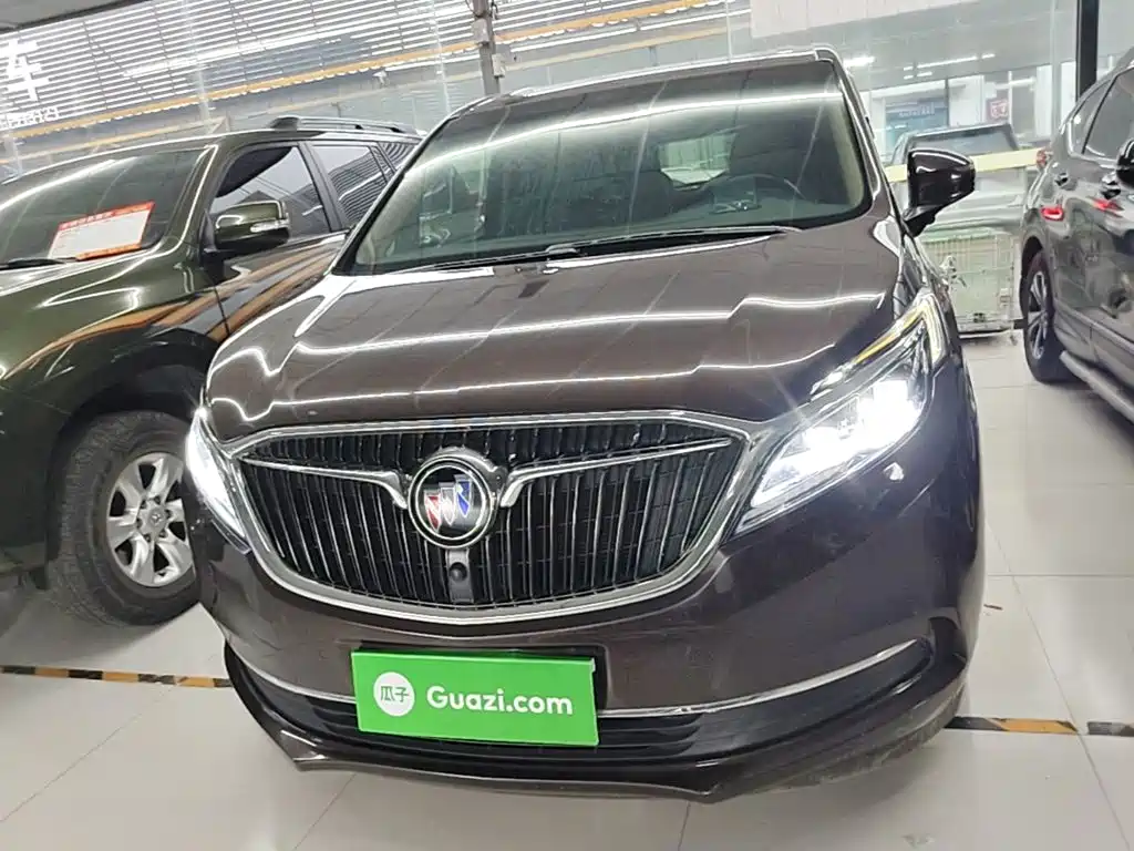 Buick GL8 ES 28 T Flagship CN-V