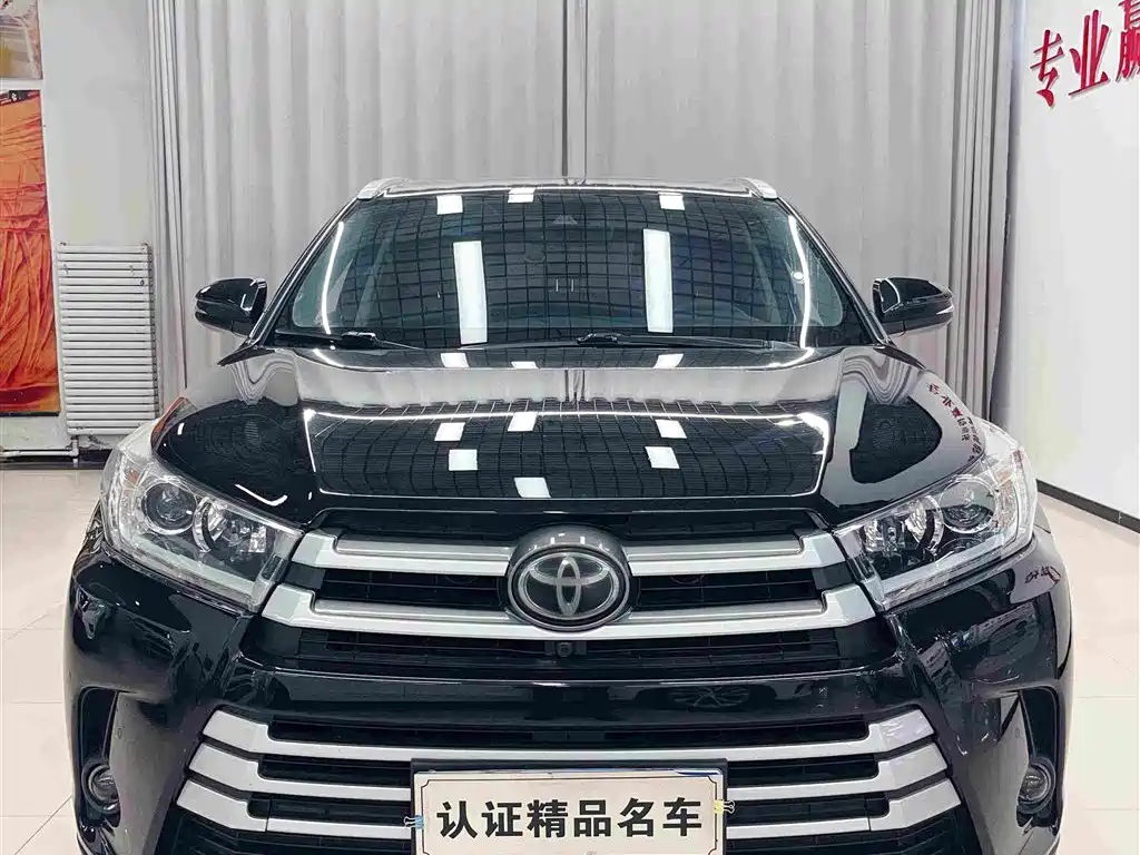 Highlander 2.0 T 4 WD Luxury 7-seat CN-V