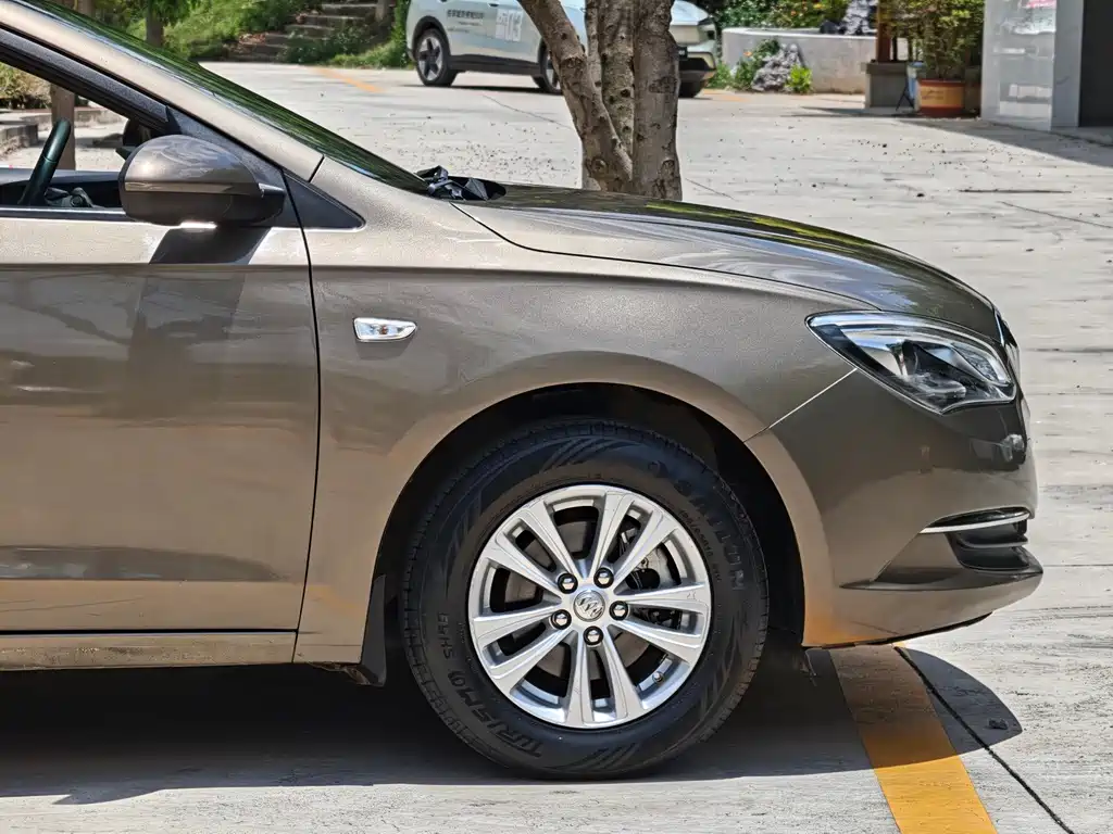 Excelle GT 英朗 2015款 15 N 手动进取型