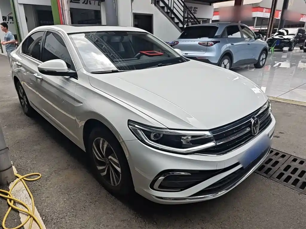 Bora 280 TSI DSG Comfort Travel