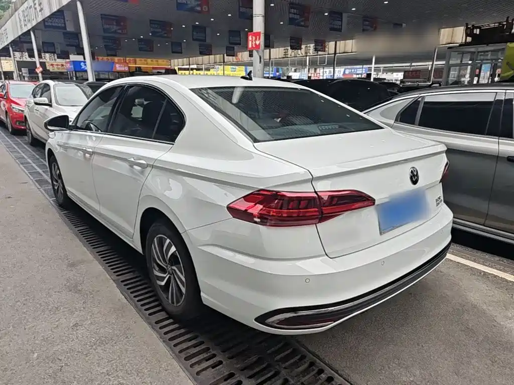 Bora 280 TSI DSG Comfort Travel