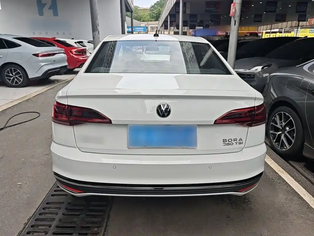 Bora 280 TSI DSG Comfort Travel