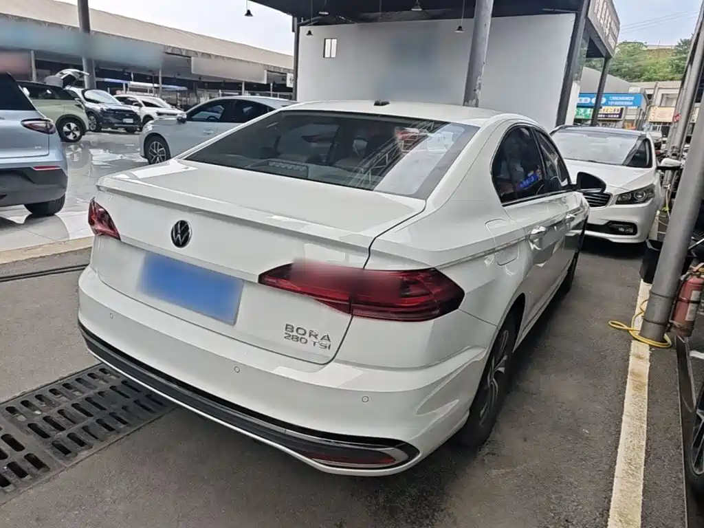 Bora 280 TSI DSG Comfort Travel