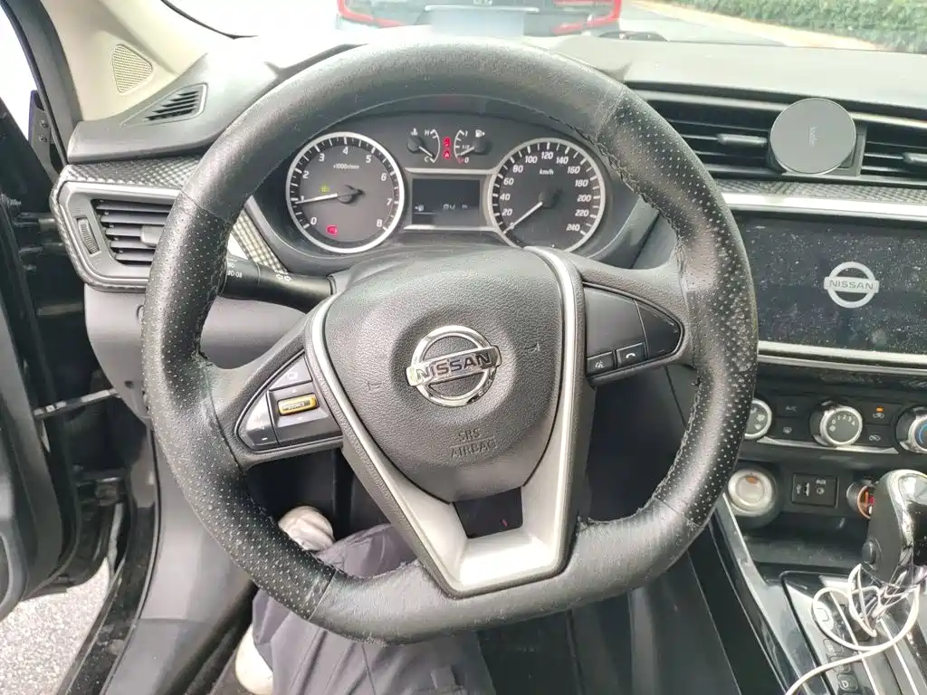 Lannia 1.6 L CVT Smart Cool