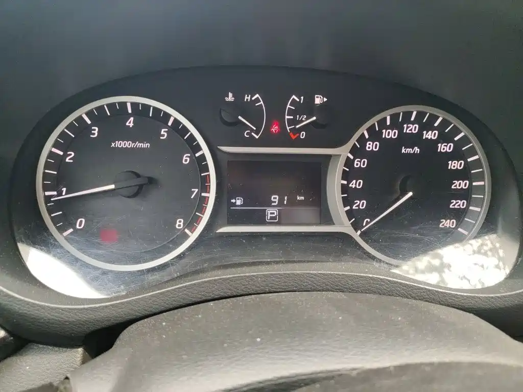 Lannia 1.6 L CVT Smart Cool