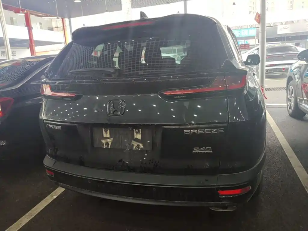 Breeze 240 TURBO CVT 2 WD Elite