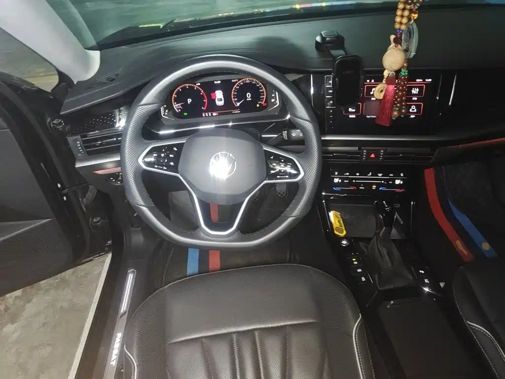 Passat 380 TSI Luxury