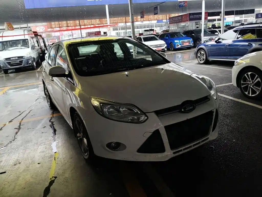Focus Sedan 1.6 L Auto Style