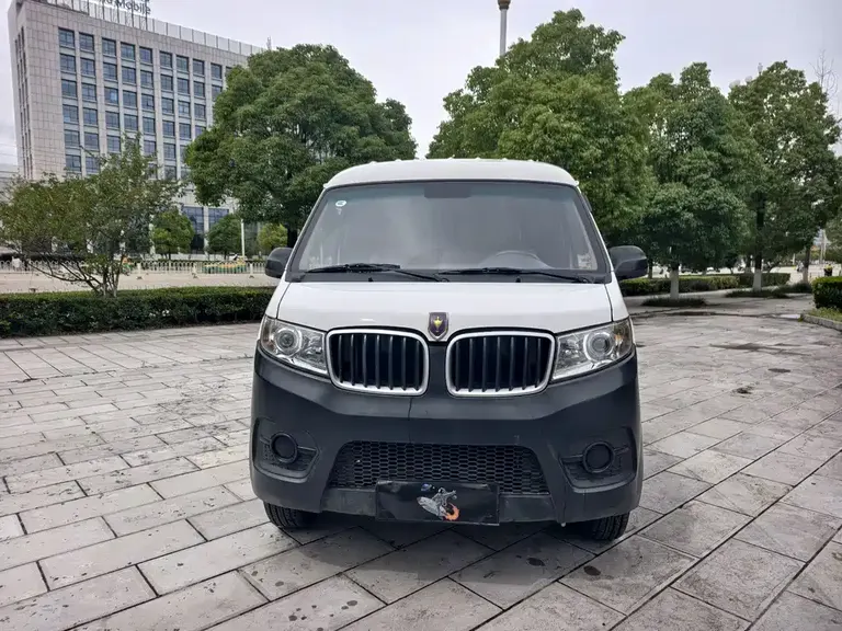 Jinbei Xiaohaishi X30 1.5 L Super Enjoyment Cargo Van 2 5-seat AC SWC15 M