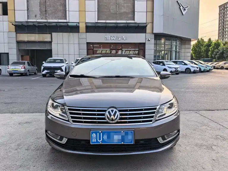 Volkswagen VW CC 2.0 TSI Luxury