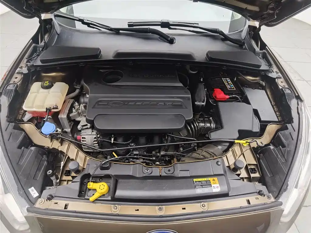 Escort Happy 1.5 L Auto Fashion