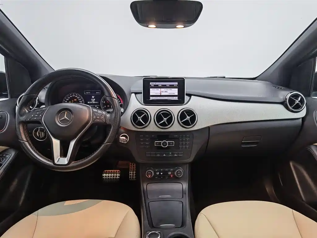 Mercedes-Benz B-Class B 200