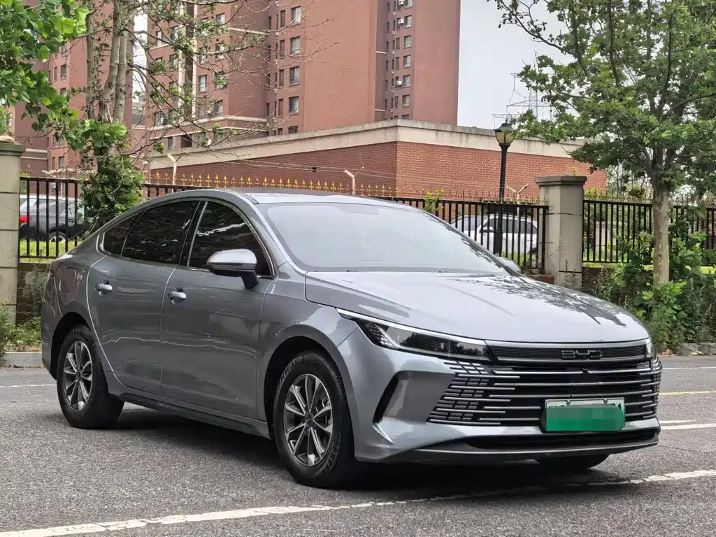 Destroyer 05 Glory DM-i 55 KM Luxury