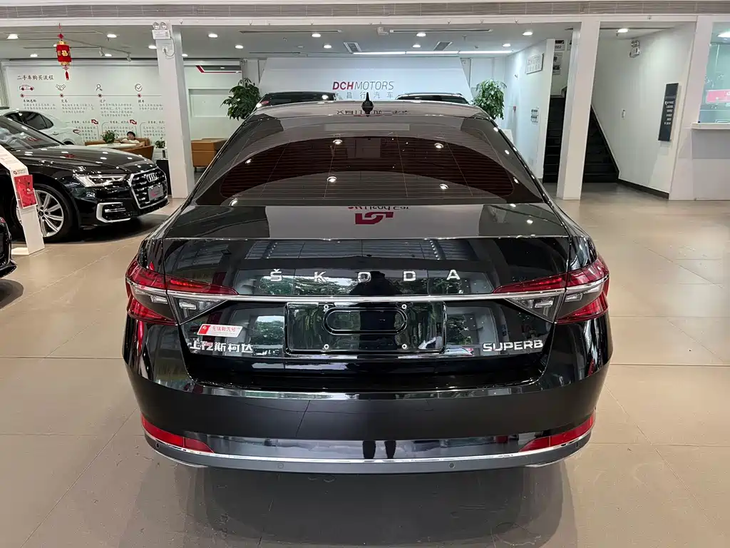 Superb Facelift TSI280 DSG Premium
