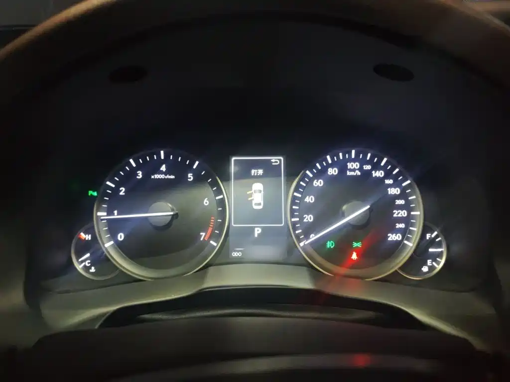 Lexus ES 200 Elite