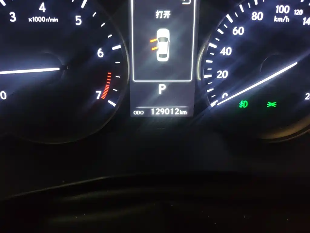Lexus ES 200 Elite
