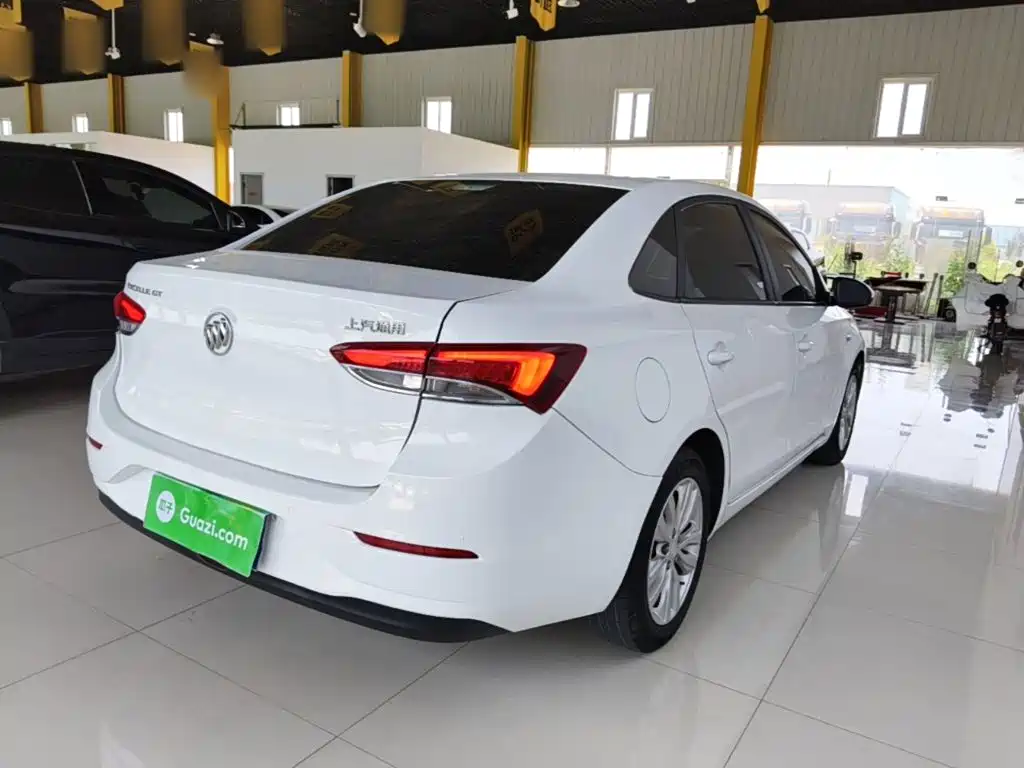 Excelle GT Facelift Exemplary 1.5 L Auto Elite