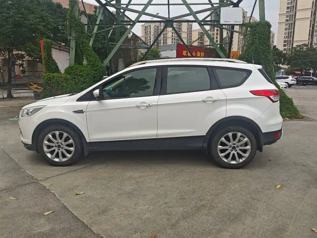 Kuga 1.5 L GTDi 2 WD Comfort