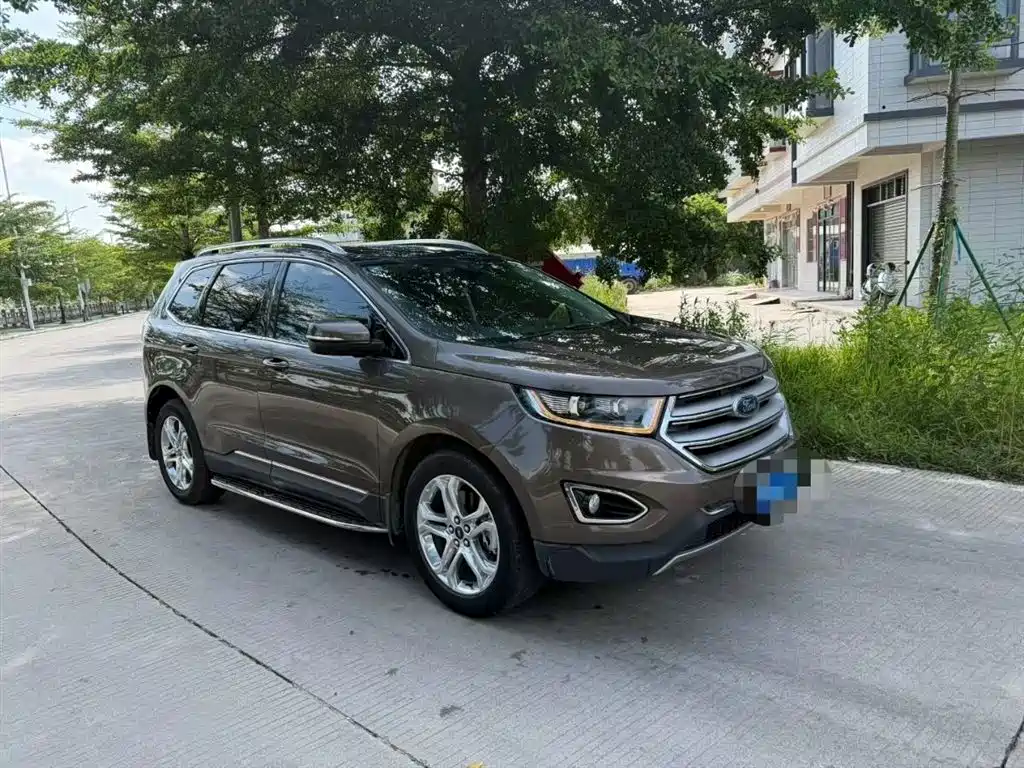 Edge EcoBoost 245 2 WD Grand Sharp 7-seat