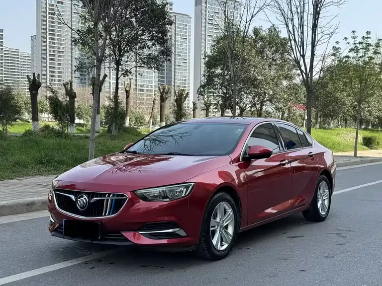 Buick Regal 20 T Elite CN-V