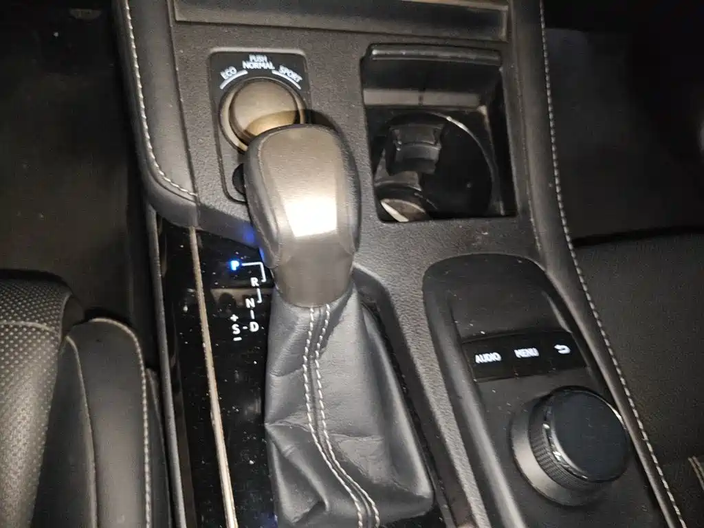 Lexus ES 200 Elite