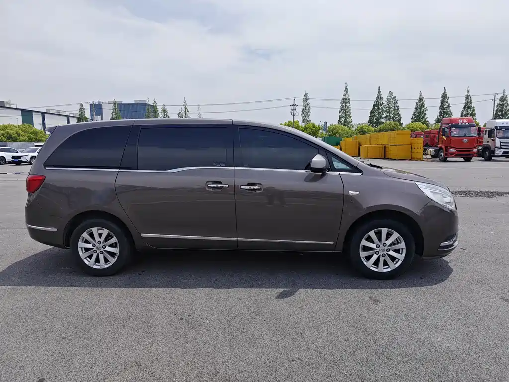 Buick GL8 25 S Comfort CN-V