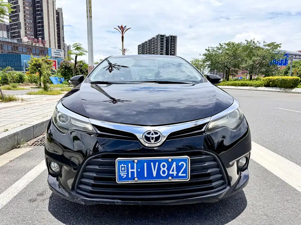 Levin 1.6 G CVT Elite