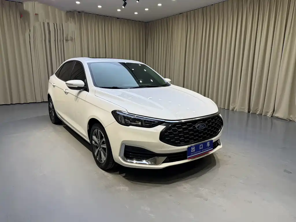 Escort 1.5 L Auto Diamond
