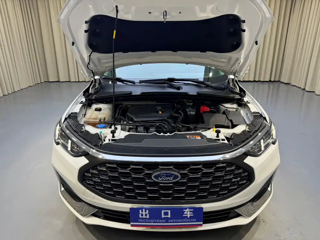Escort 1.5 L Auto Diamond
