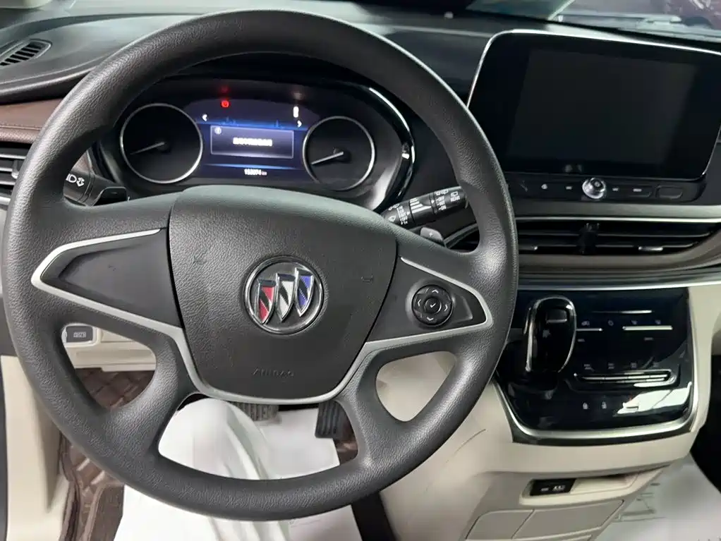 Buick GL8 Land Official Cabin Comfort