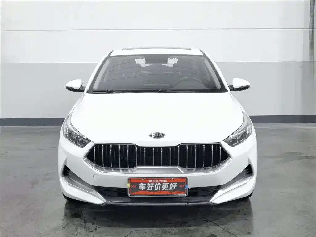 Kia K3 1.5 L CVT Fashion
