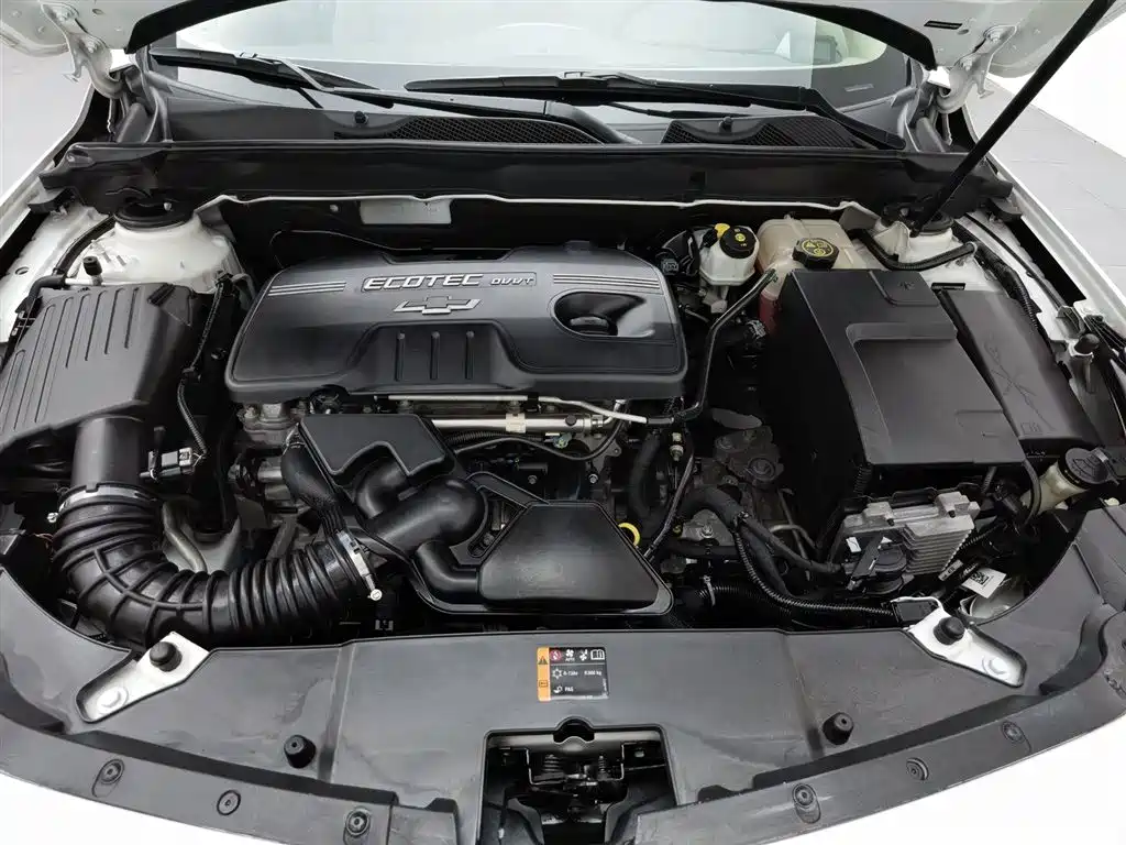 Malibu 2.0 L Auto Luxury