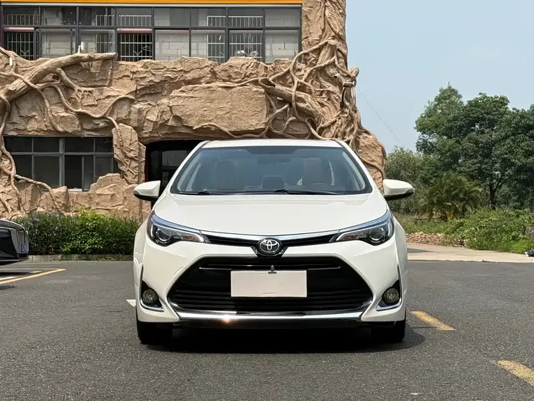 Toyota Levin Facelift 185 T CVT Elite CN-V