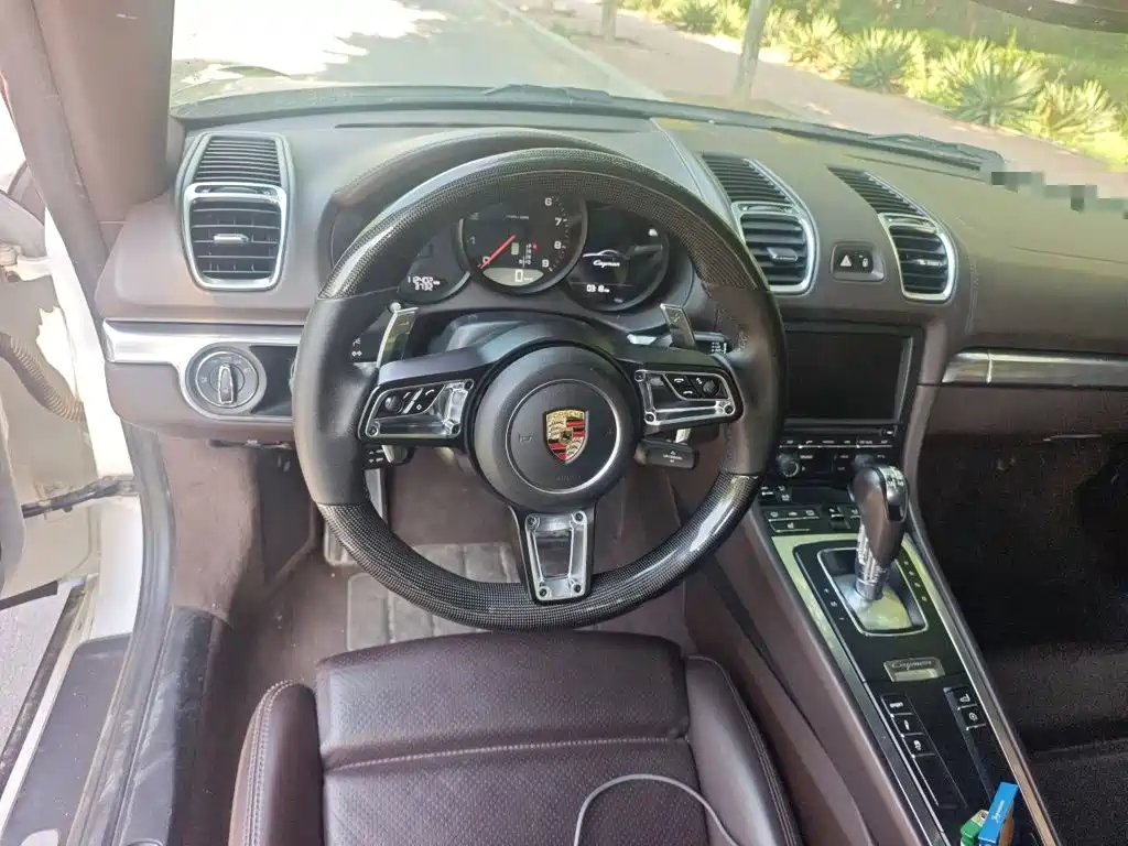 Cayman Cayman Style Edition 2.7 L