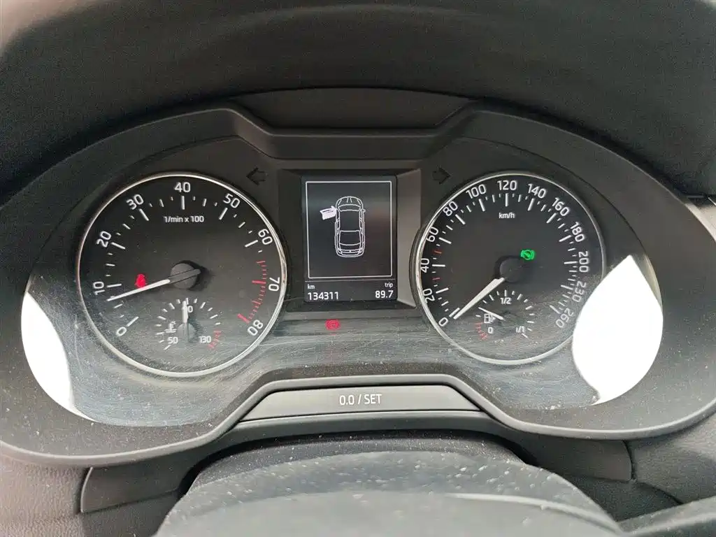 Octavia 1.6 L Auto Smart Travel