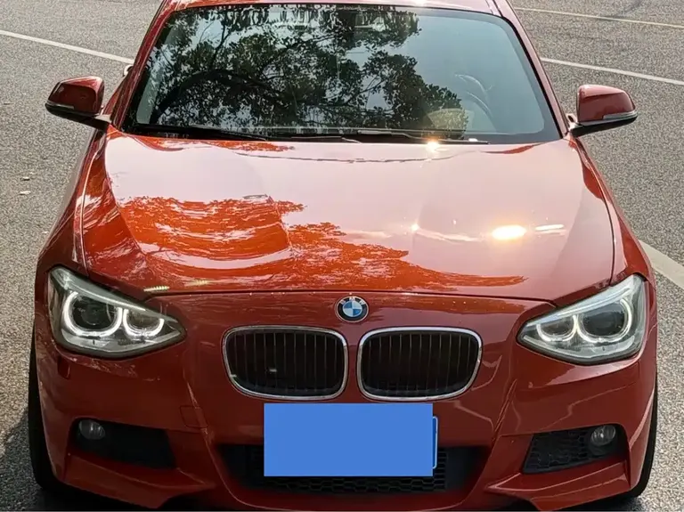 BMW 1 Series (Import) Facelift 118 i Leading