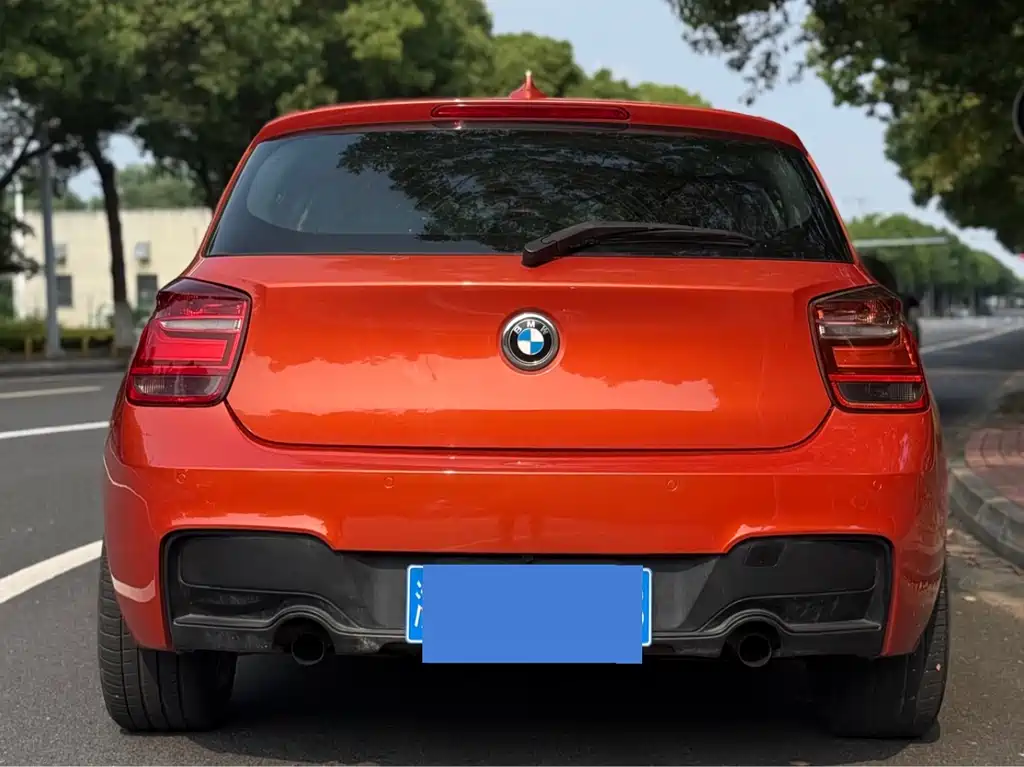 BMW 1 Series (Import) Facelift 118 i Leading