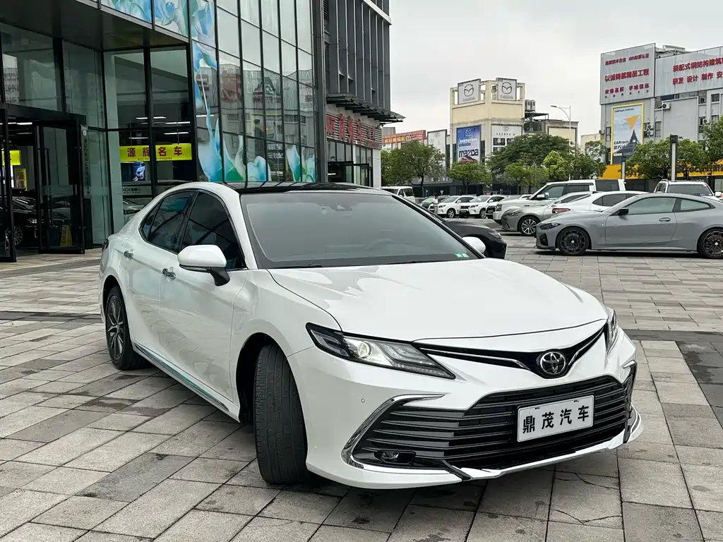 Camry 2.5 G Luxury
