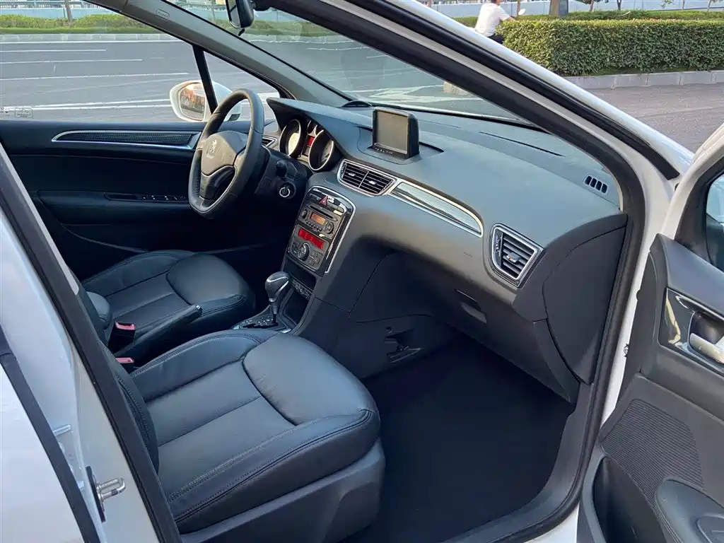 Peugeot 308 1.6 L Auto Style