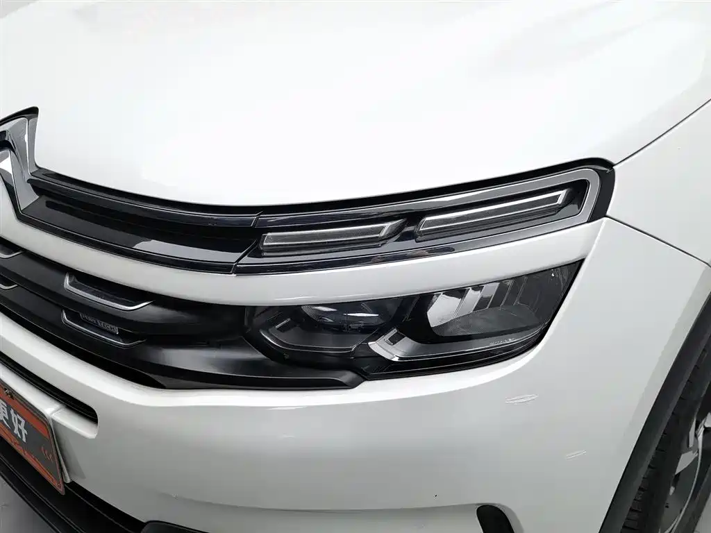 C5 Aircross 380 THP Luxury